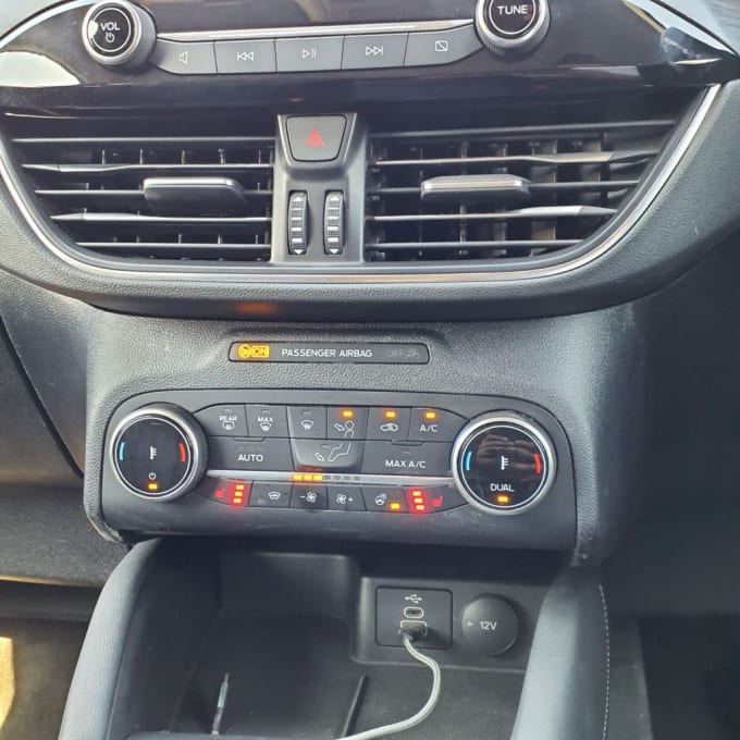 2025 Ford Kuga