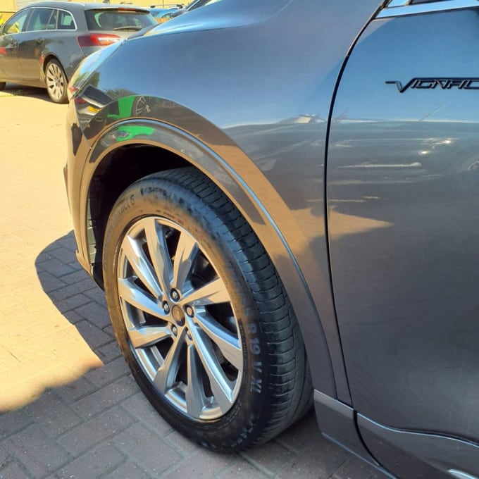 2025 Ford Kuga