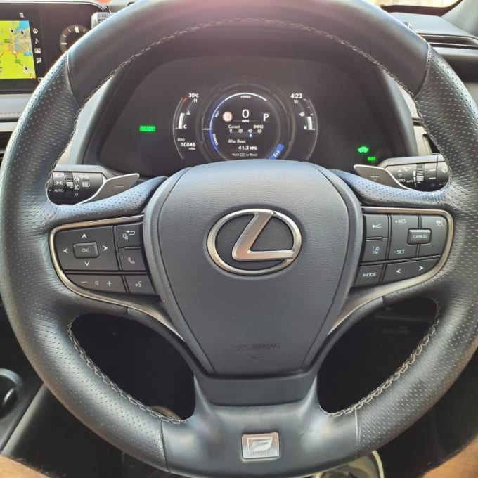 2025 Lexus Ux