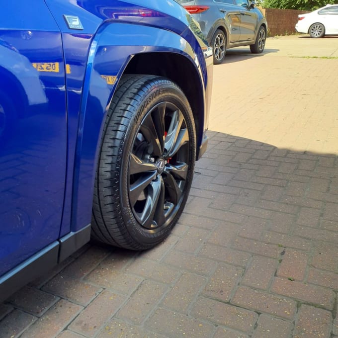 2025 Lexus Ux
