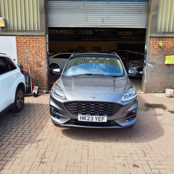2025 Ford Kuga