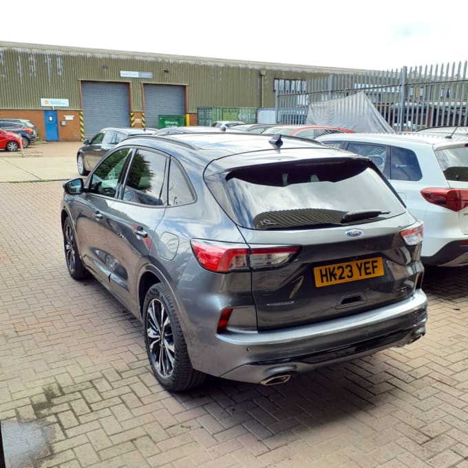 2025 Ford Kuga