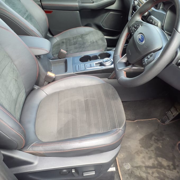 2025 Ford Kuga