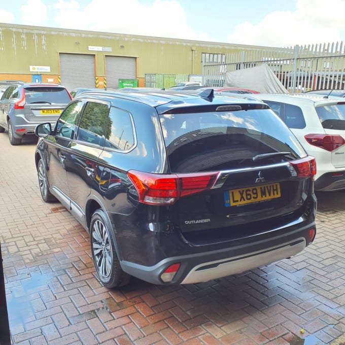 2025 Mitsubishi Outlander