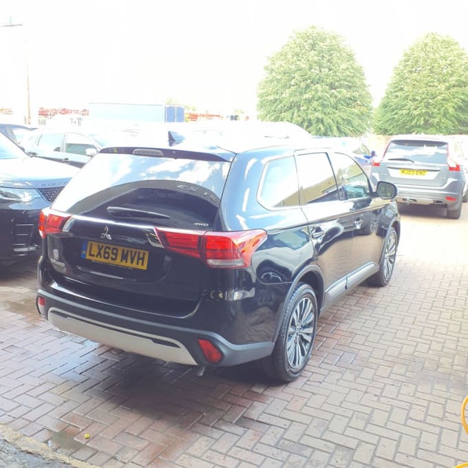 2025 Mitsubishi Outlander