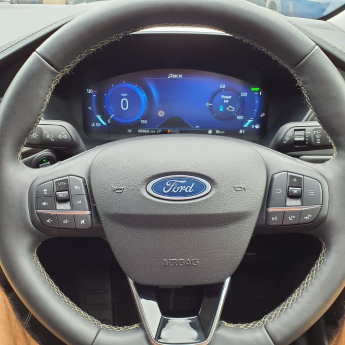 2025 Ford Kuga