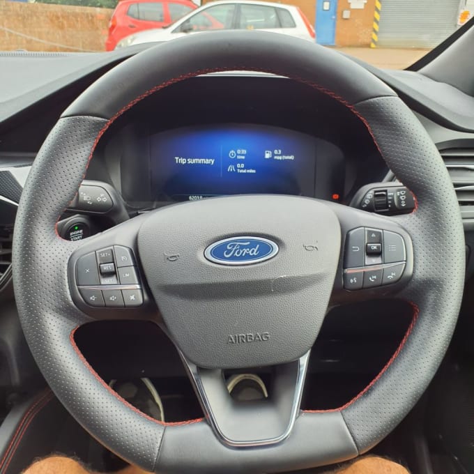 2025 Ford Kuga