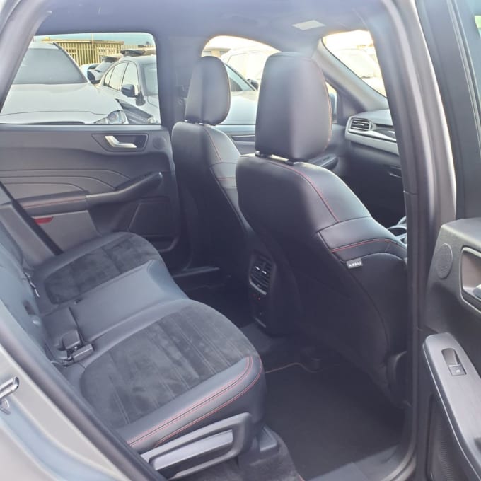 2025 Ford Kuga