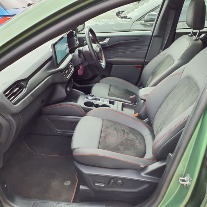 2025 Ford Kuga