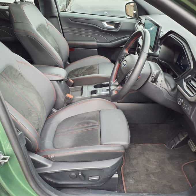 2025 Ford Kuga