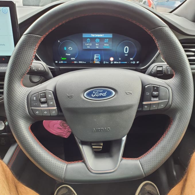2025 Ford Kuga