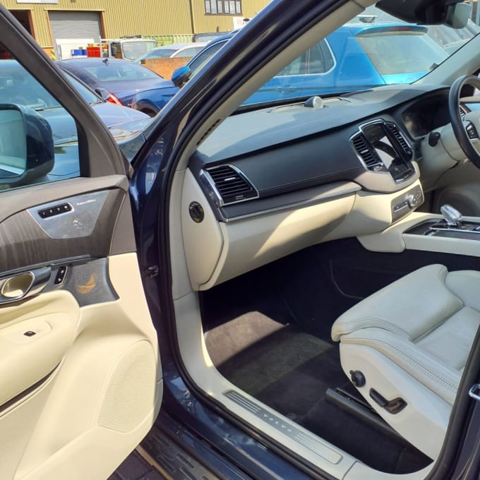 2025 Volvo Xc90