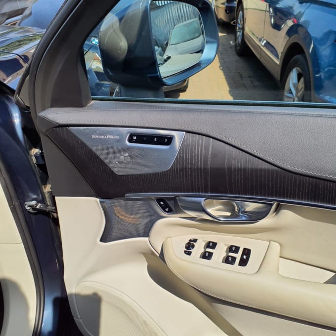 2025 Volvo Xc90