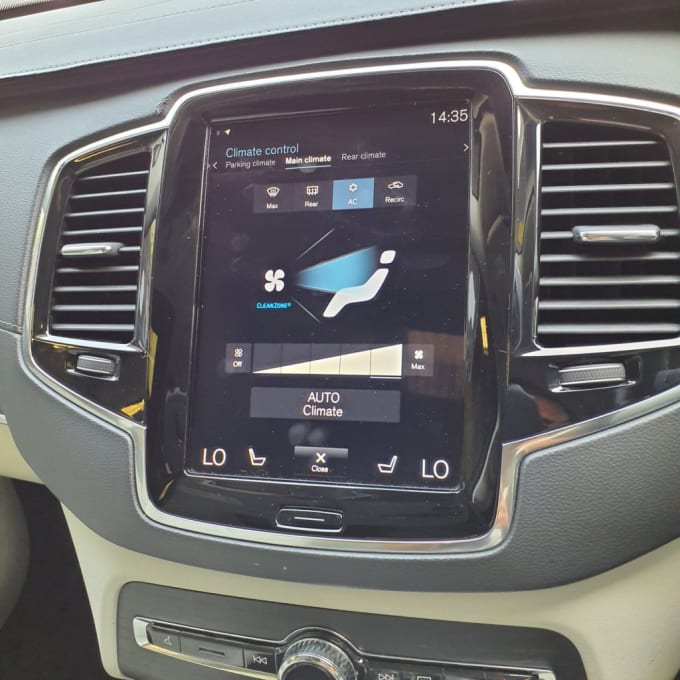 2025 Volvo Xc90