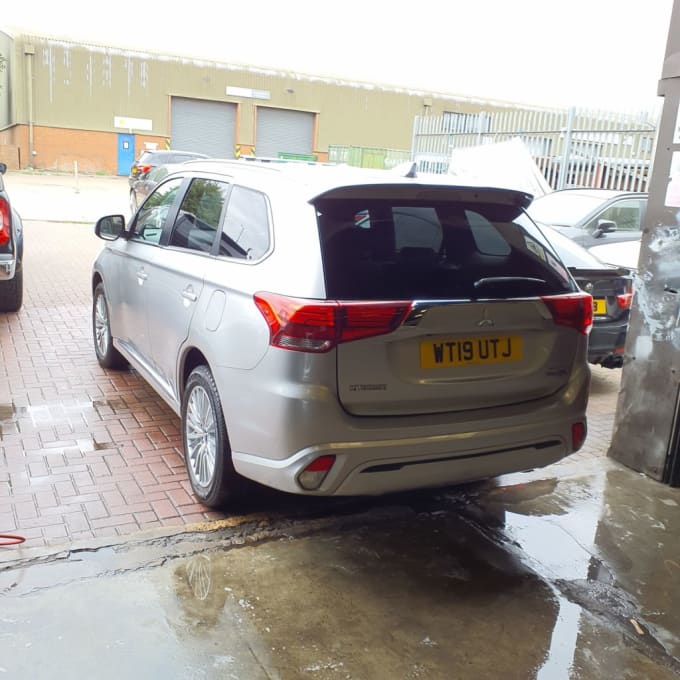 2025 Mitsubishi Outlander