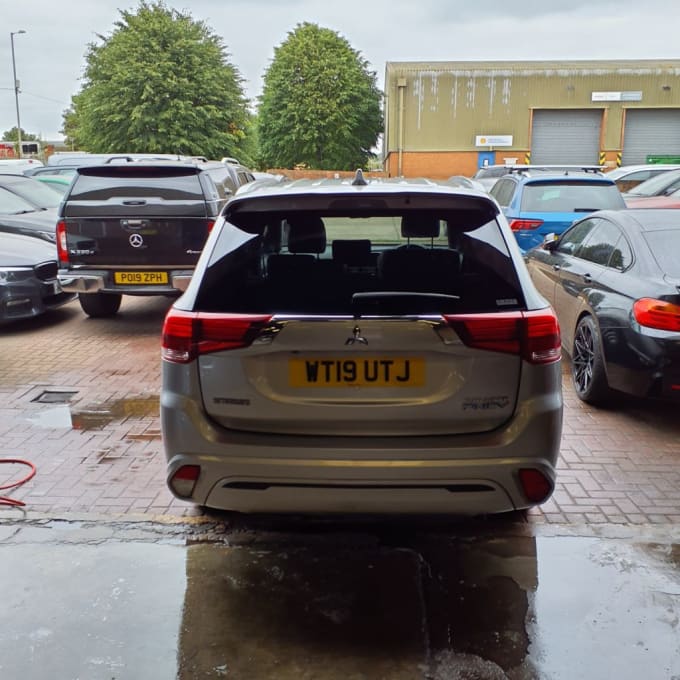 2025 Mitsubishi Outlander