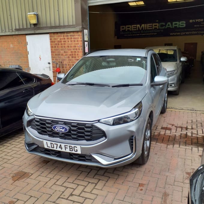 2025 Ford Kuga