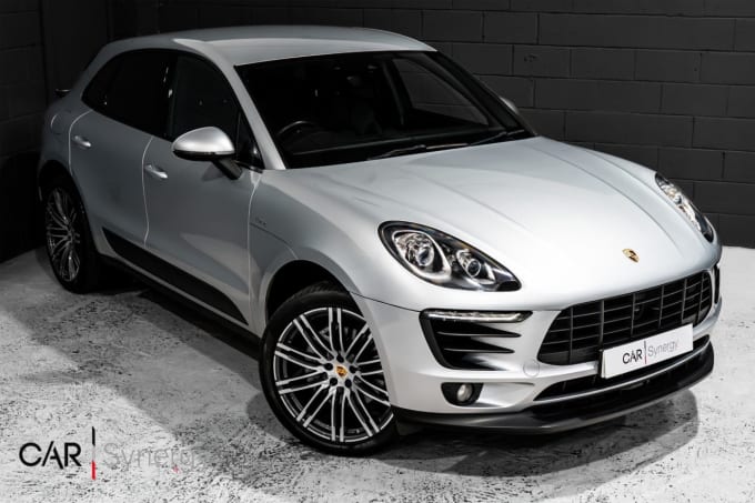 2025 Porsche Macan