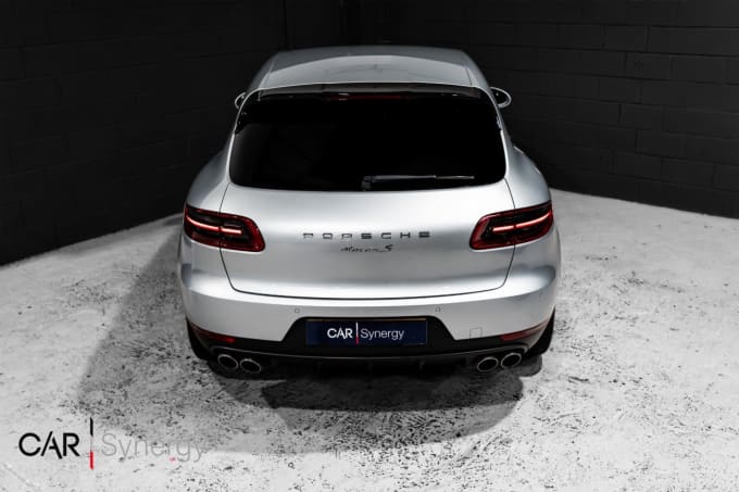 2025 Porsche Macan