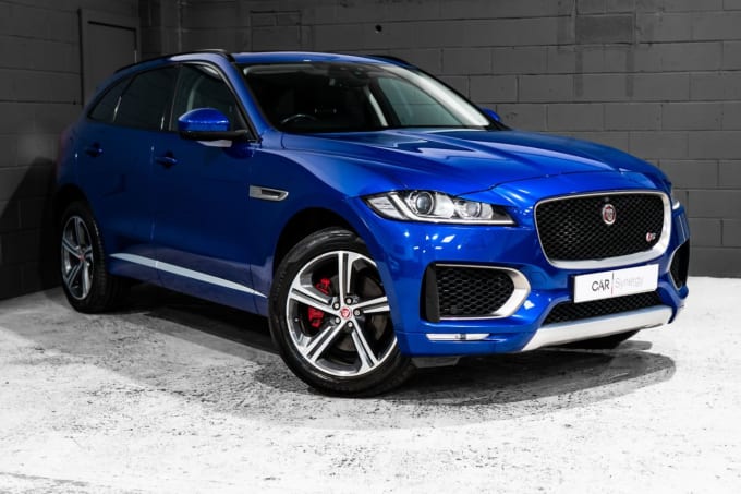 2025 Jaguar F-pace