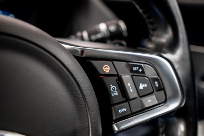 2025 Jaguar Xf