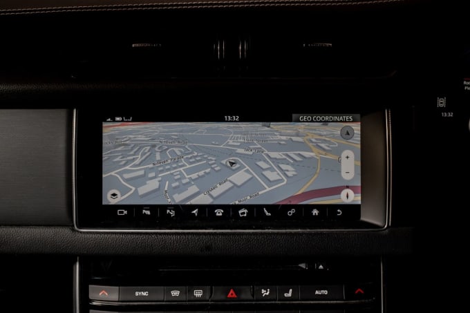 2025 Jaguar Xf
