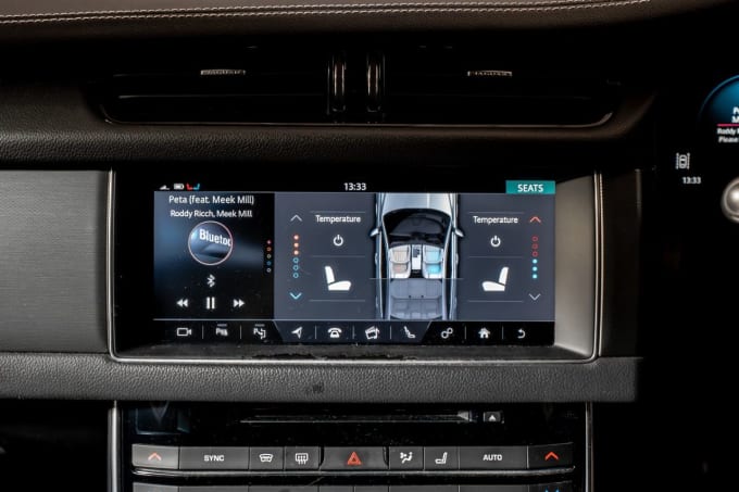2025 Jaguar Xf