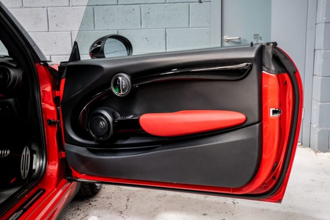 2025 Mini Hatch