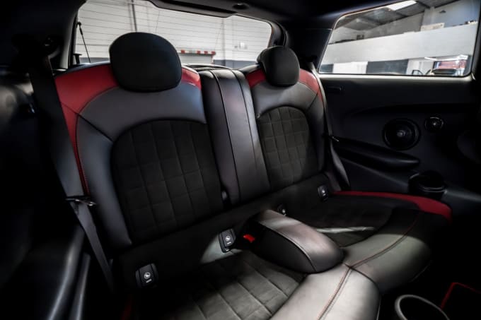 2025 Mini Hatch