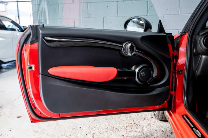 2025 Mini Hatch