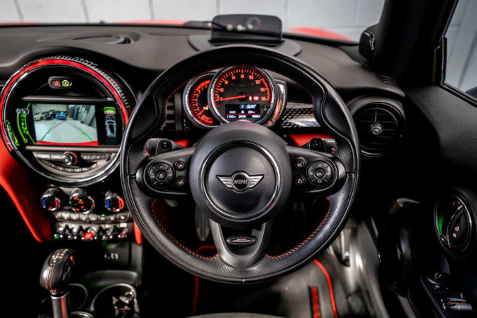 2025 Mini Hatch