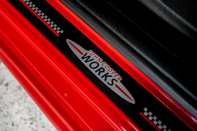2025 Mini Hatch