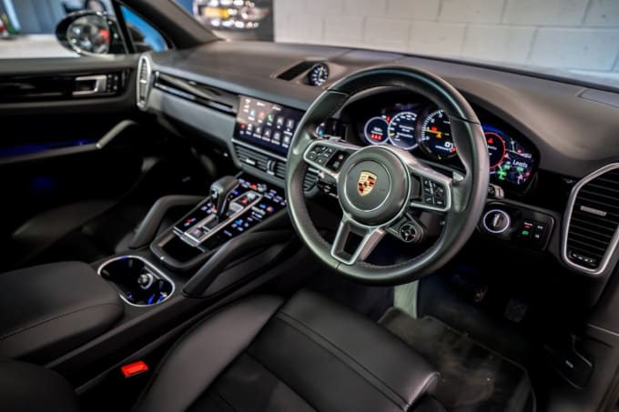 2025 Porsche Cayenne