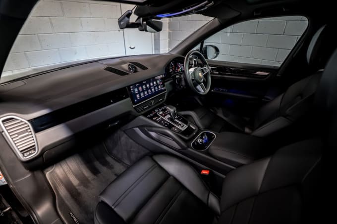 2025 Porsche Cayenne