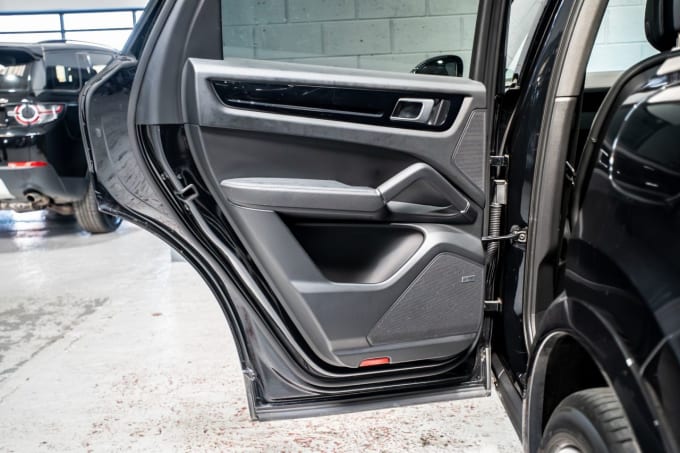 2025 Porsche Cayenne