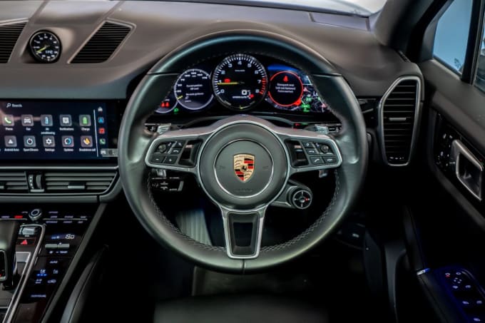 2025 Porsche Cayenne