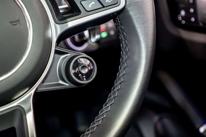 2025 Porsche Cayenne