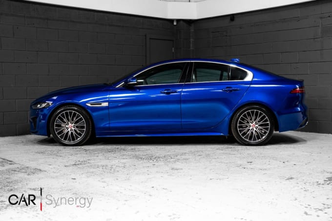 2025 Jaguar Xe