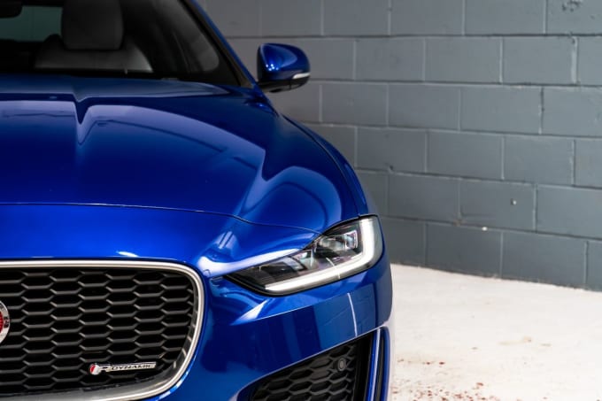2025 Jaguar Xe