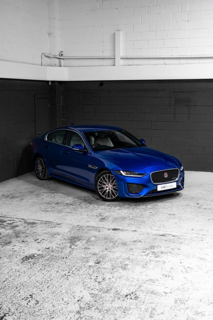 2025 Jaguar Xe