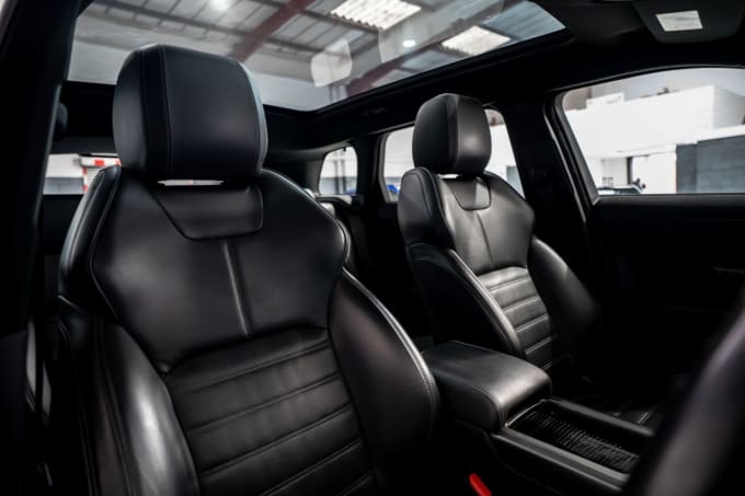 2025 Land Rover Range Rover Evoque