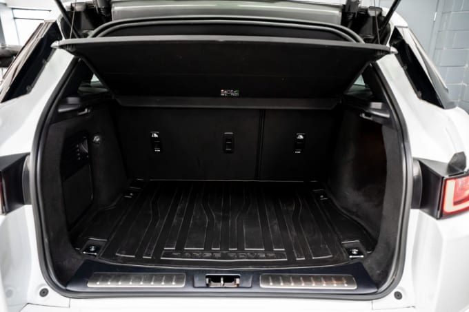2025 Land Rover Range Rover Evoque