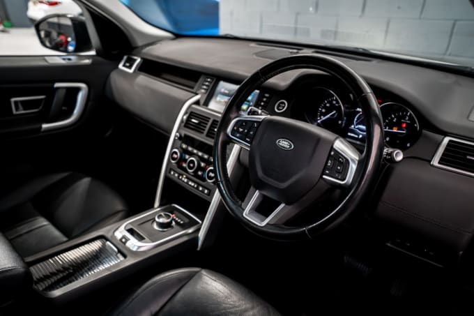 2025 Land Rover Discovery Sport