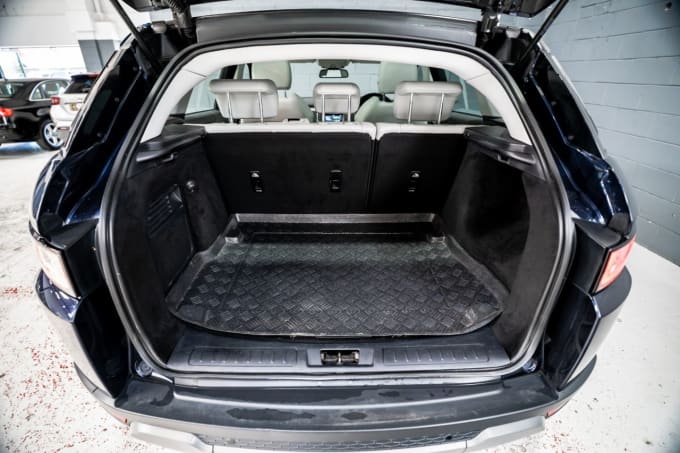 2025 Land Rover Range Rover Evoque