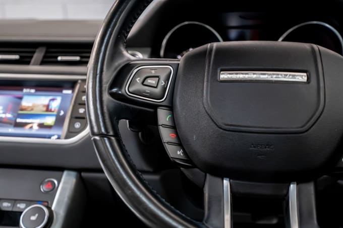 2025 Land Rover Range Rover Evoque