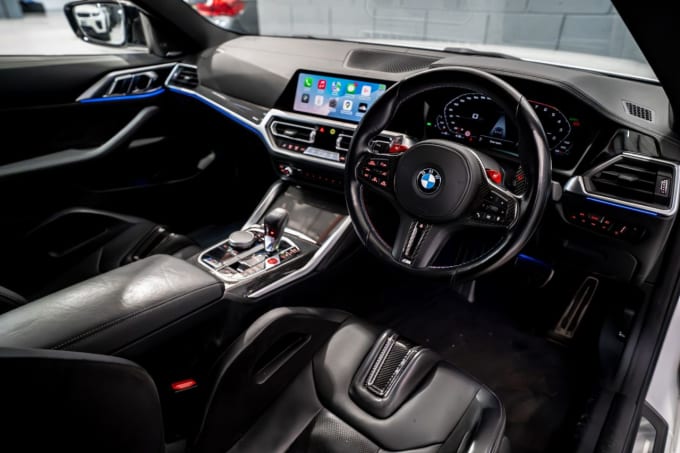 2025 BMW M4