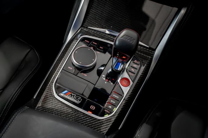 2025 BMW M4