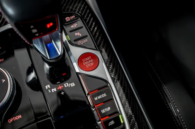 2025 BMW M4