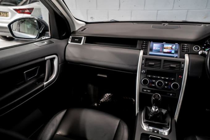 2025 Land Rover Discovery Sport