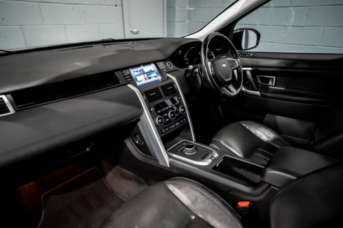 2025 Land Rover Discovery Sport
